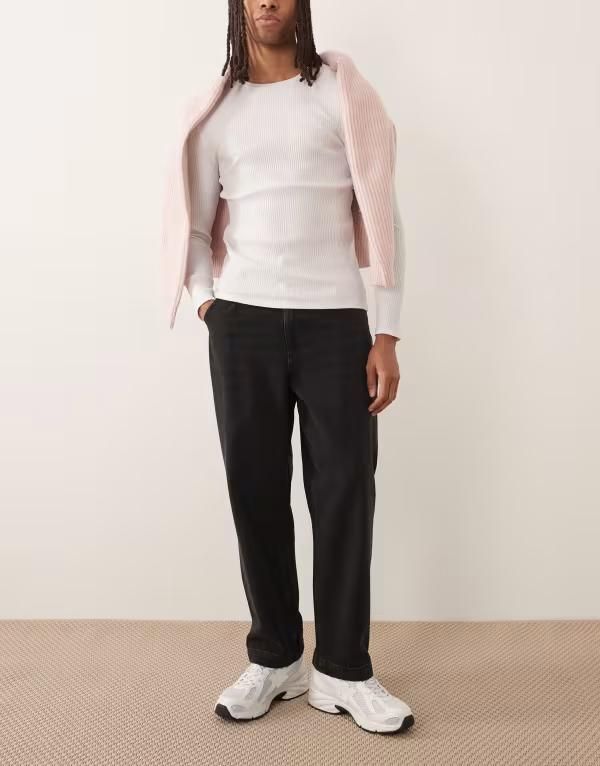 エイソス メンズ ボトムス デニムパンツ ジーンズ ASOS DESIGN relaxed tapered jeans in washed BLACK ブラック