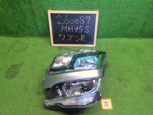 ワゴンＲ 左ヘッドランプＡＳＳＹ 5AA-MH95S 35320-63R10 ZVC 自社品番260087 中古
