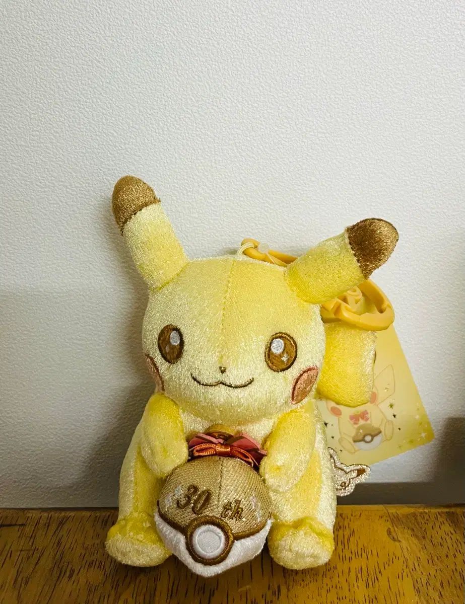 ポケットモンスター ピカチュウ 30周年 ぬいぐるみ