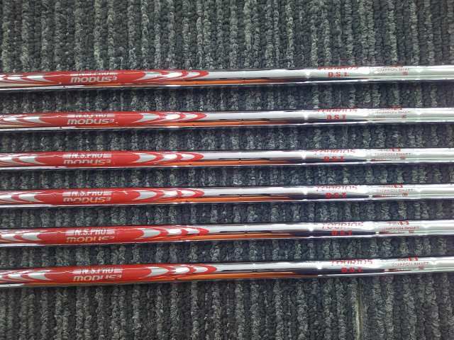 ドリフターズ　5点セット 中古 アイアンセット ダンロップ スリクソンZX5/N.S.PRO MODUS3TOUR105
