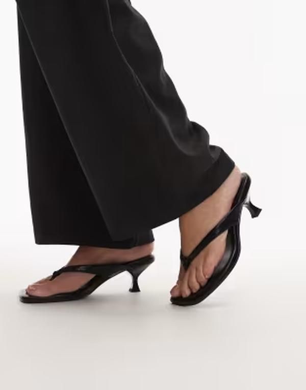 エイソス レディース シューズ サンダル ヒール ASOS DESIGN Wide Fit Havana flip flop kitten heel sandals Black ブラック