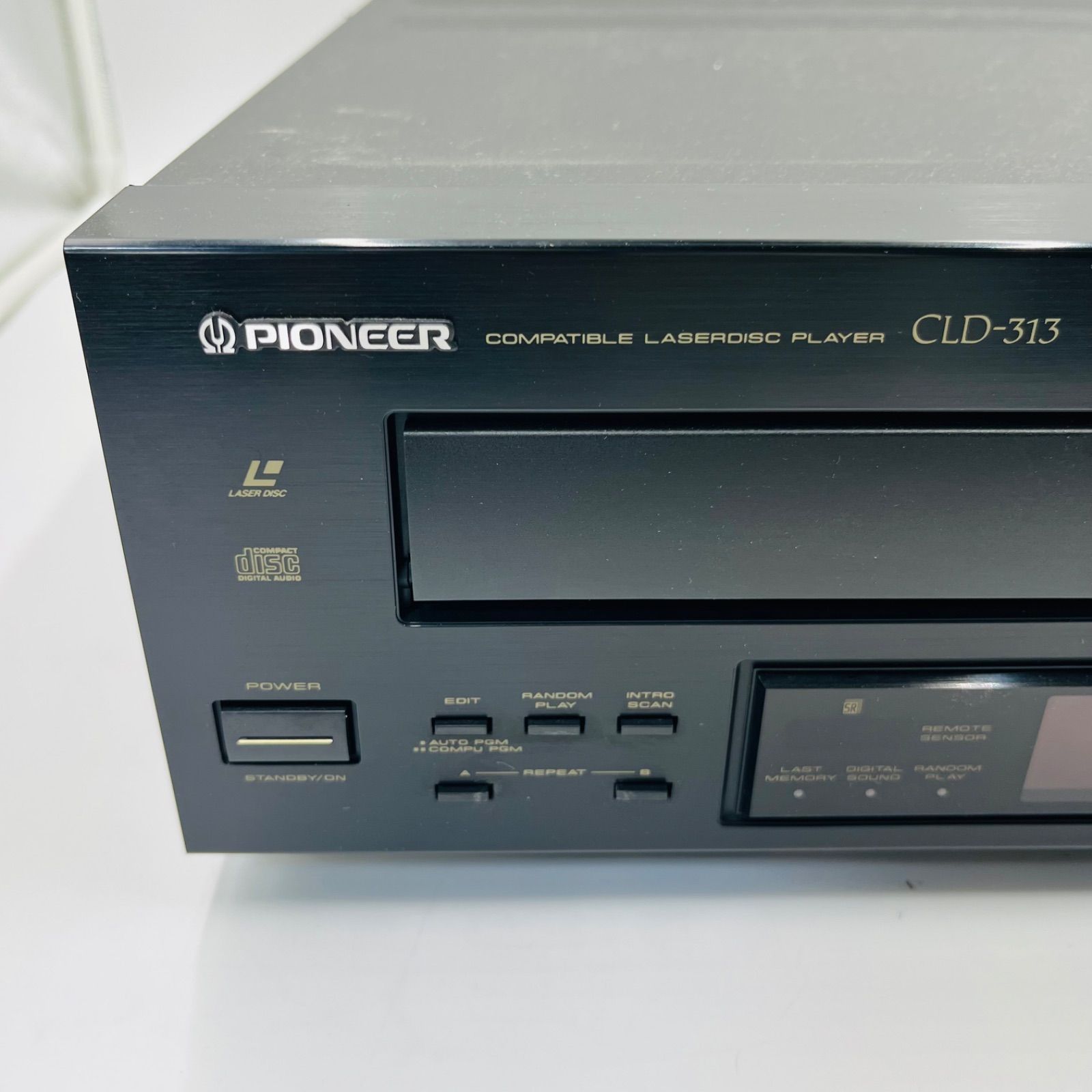 中古】PIONEER/CLD-313/COMPATIBLE LASERDISC PLAYER/通電のみ確認