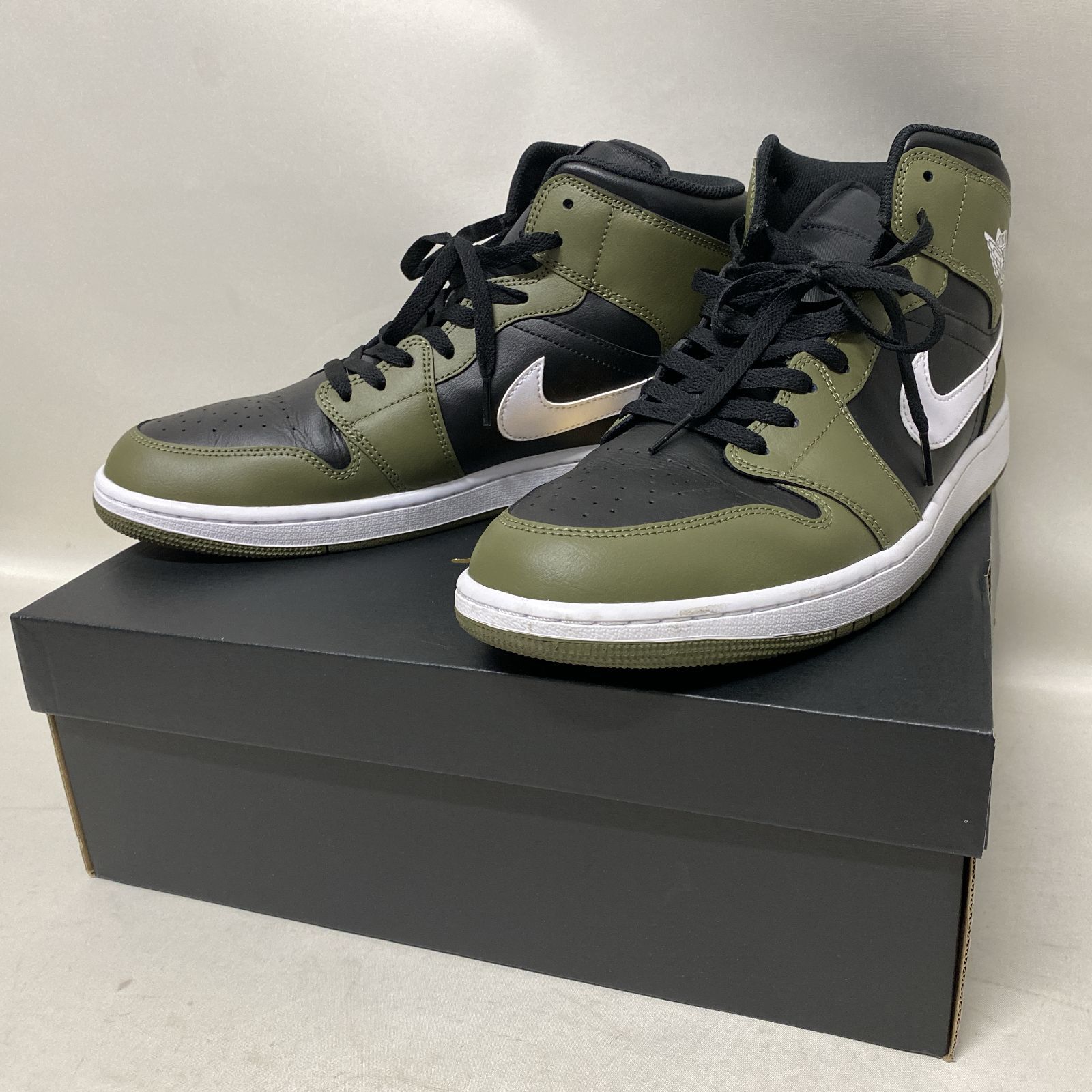 浜館80-2297] NIKE JORDAN BRAND AIR JORDAN 1 MID BLACK/WHITE-MEDIUM 