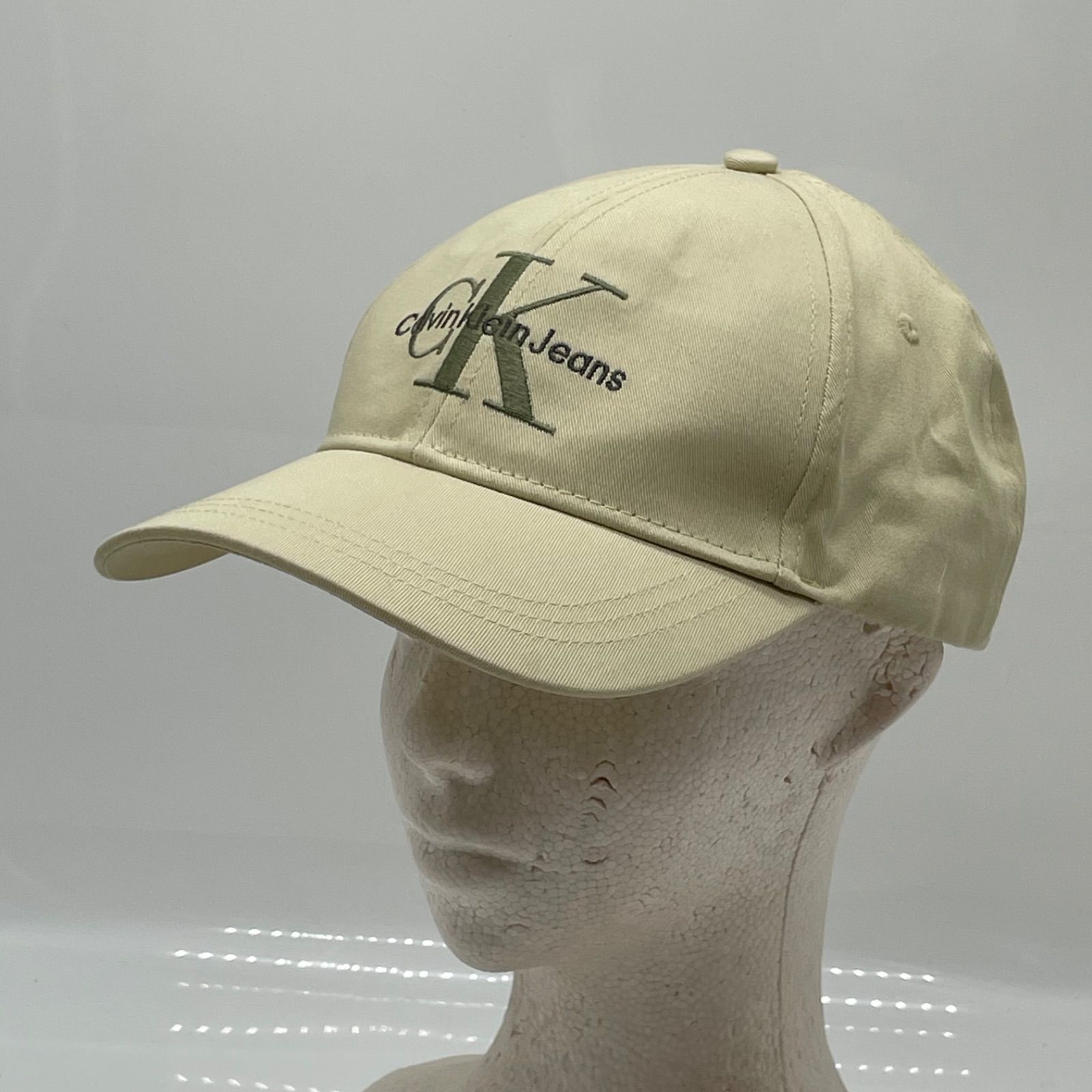KO4227□カルバンクライン ジーンズ ck キャップ ベージュ スナップバック フリーサイズ