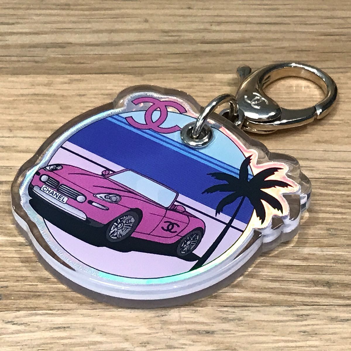 新品同様 シャネル バッグチャーム キーホルダー ココマーク オープンカー パームツリー ABC798 D24C 15462