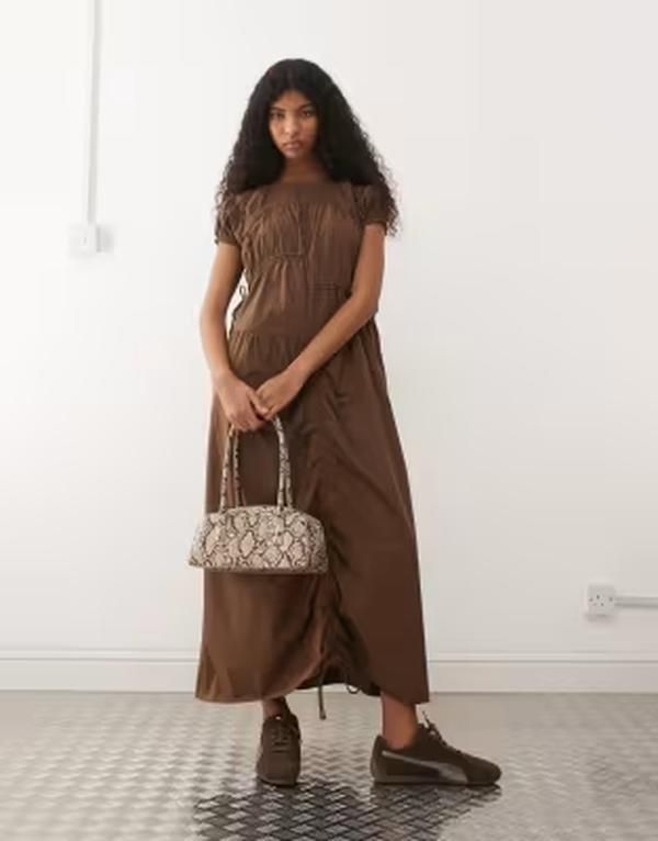 コルージョン レディース トップス ワンピース ミディ COLLUSION multi channel short sleeve midi dress BROWN ブラウン