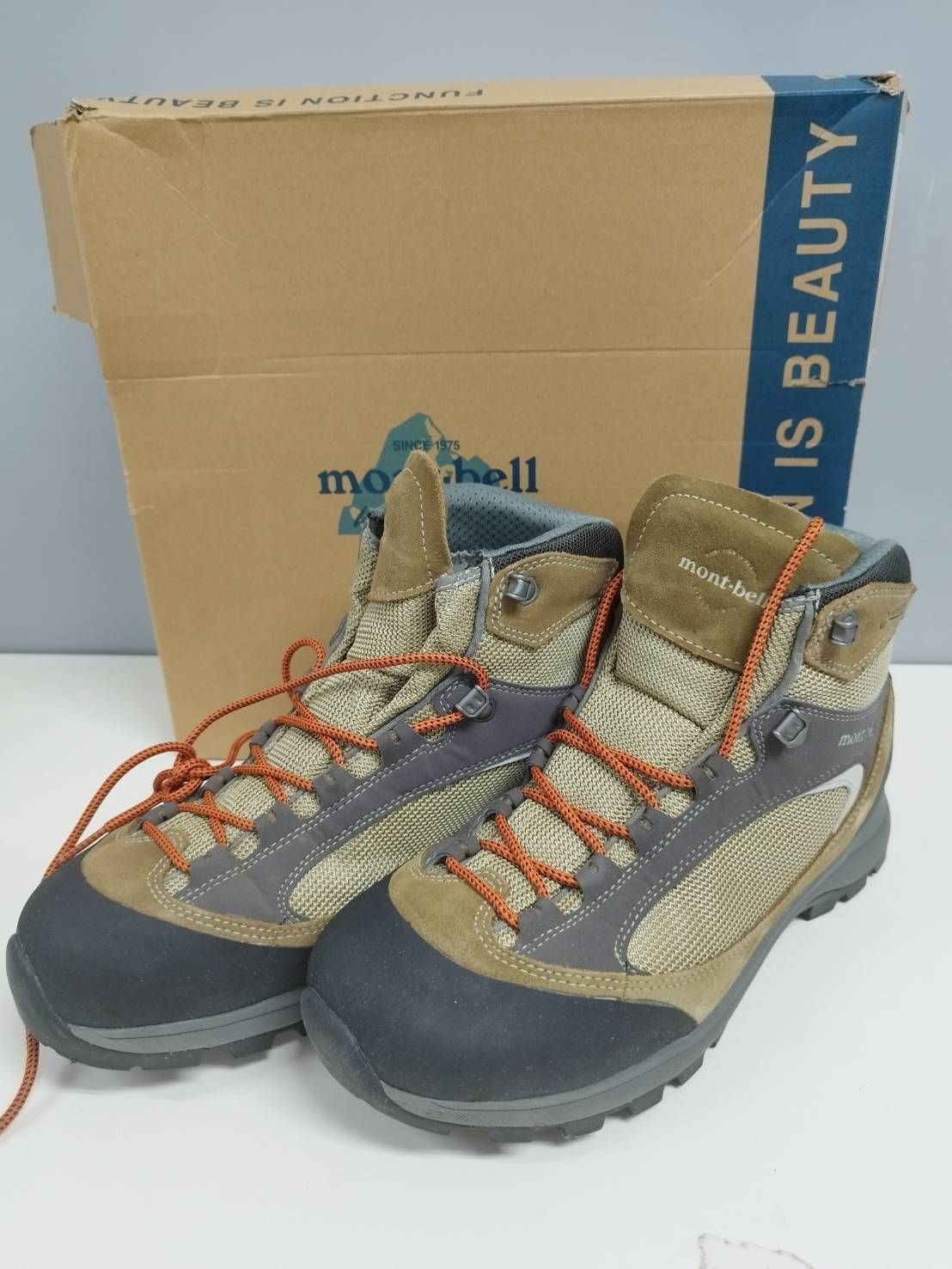 未使用に近い】mont-bell モンベル タイオガブーツ ワイド GTX/登山靴