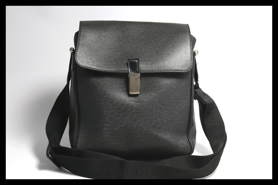 LOUIS VUITTON タイガ ヤランガ レザー ショルダーバッグ ルイヴィトン 0507pg197-8D
