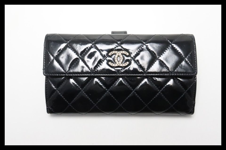 ■CHANEL 15番台 マトラッセ GD金具 エナメル×レザー 2つ折り長財布 シャネル ■0507pg20852