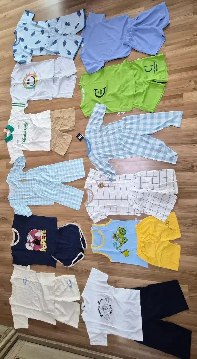 新品ㅡ男の子服 120-130サイズ