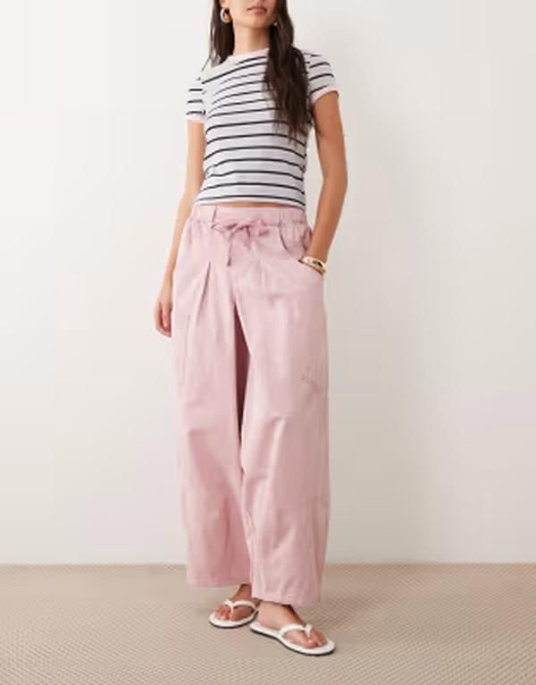 エイソス レディース ボトムス カジュアルパンツ ASOS DESIGN pull on barrel pants PINK ピンク