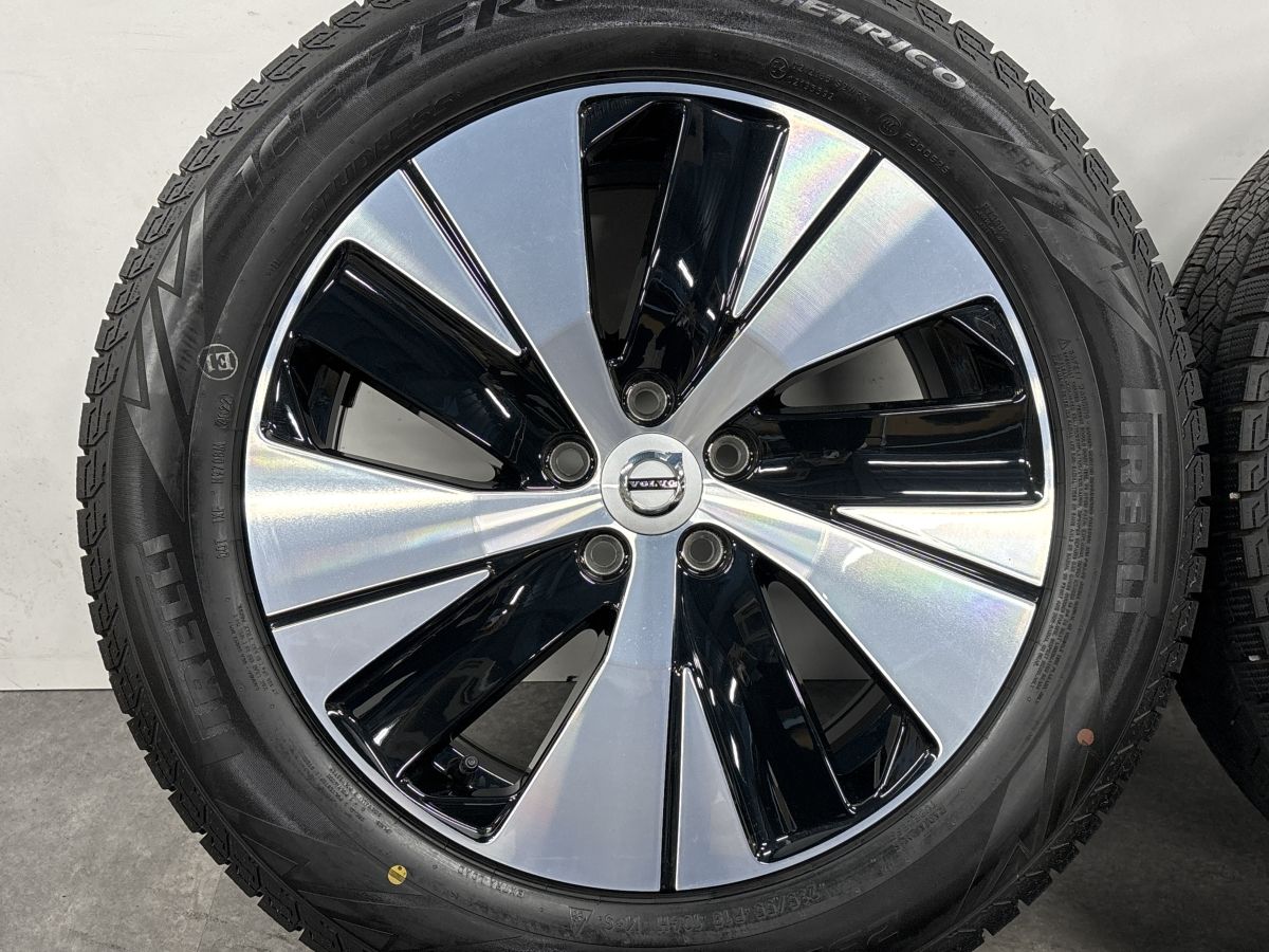 【バリ溝 美品】ピレリ235/55R18 ボルボ XC40 V90クロスカントリ 美品 バリ溝】ボルボ XC40 純正 18in 7.5J +50.5 PCD108 ピレリ アイス