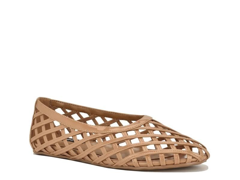 ナインウェスト レディース シューズ パンプス Nine WestDippy Flat Light Brown ブラウン