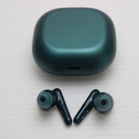 新品同様 Anker Soundcore Liberty 4 Pro ディープグリーン ワイヤレス