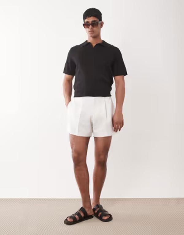 エイソス メンズ ボトムス ハーフパンツ・ショーツ プリーツ ショートパンツ クロップド ASOS DESIGN smart pleated wide cropped shorts WHITE ホワイト