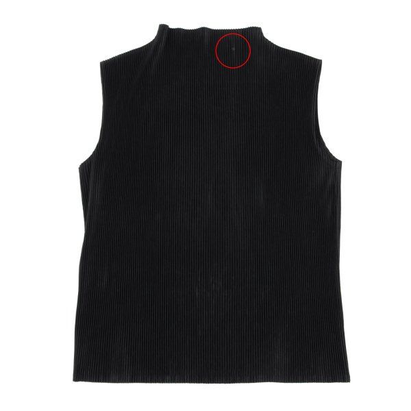 イッセイミヤケISSEY MIYAKE モックネックノースリーブプリーツ