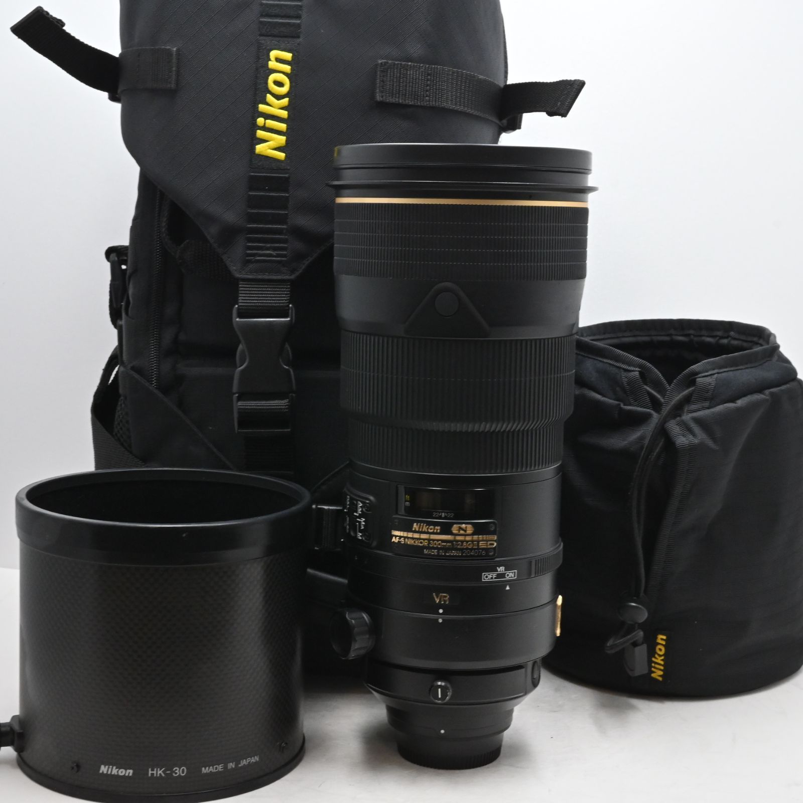極上品 Nikon 単焦点レンズ AF-S NIKKOR 300mm f/2.8G ED VR II