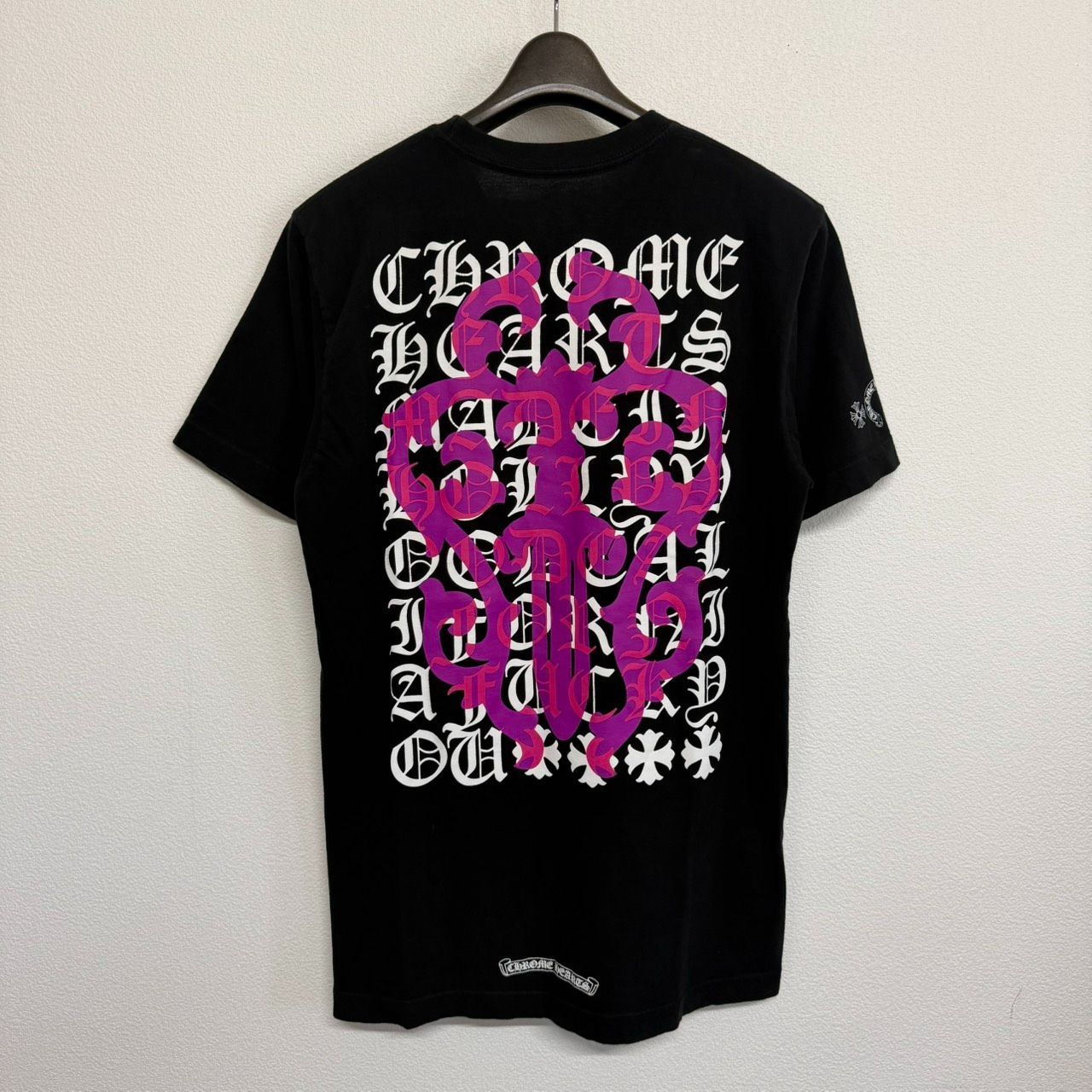 CHROME HEARTS クロムハーツ ダガー バックプリント 黒 ブラック ピンク 半袖 Tシャツ トップス メンズ レディース Mサイズ 美品 2456
