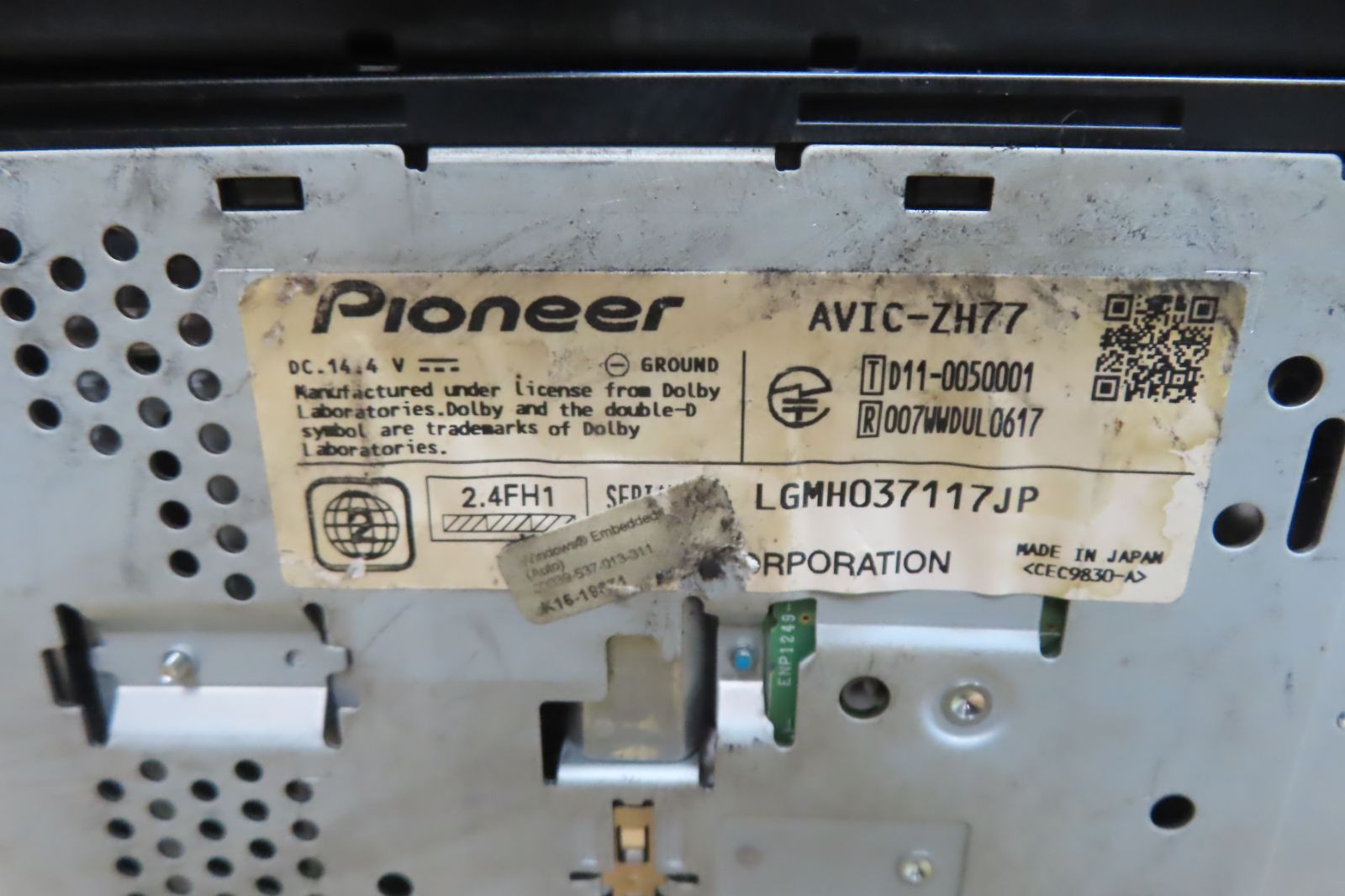 地図2018年★動作保証付★F6433/カロッツェリア AVIC-ZH77 HDDナビ 地デジTVフルセグ内蔵 Bluetooth内蔵 CD DVD再生OK 本体のみ 地図2018年★動作保証付★F6433/カロッツェリア AVIC-ZH77 HDDナビ 地デジTVフルセグ内蔵 Bluetooth内蔵 CD DVD再生OK 本体のみ