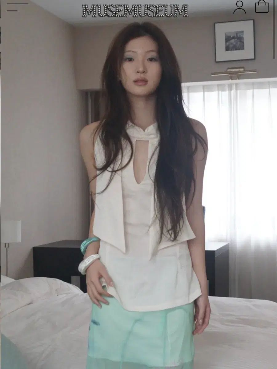 ミューズMUSEUM ミュージアム Halter Oriental Blouse