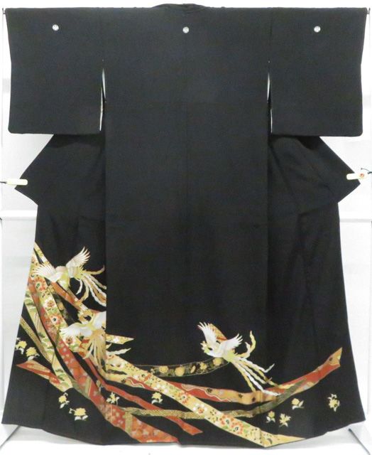 【一輝堂】黒留袖 五つ紋 金駒刺繍 比翼仕立て 正絹 着物 身丈約163.5cm 裄丈約66cm 26z05-2431