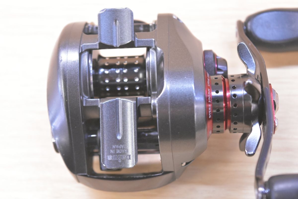 ダイワ スティーズ 100SH ベイトリール 右 DAIWA STEEZ バスフィッシング バス釣り ブラックバス 等