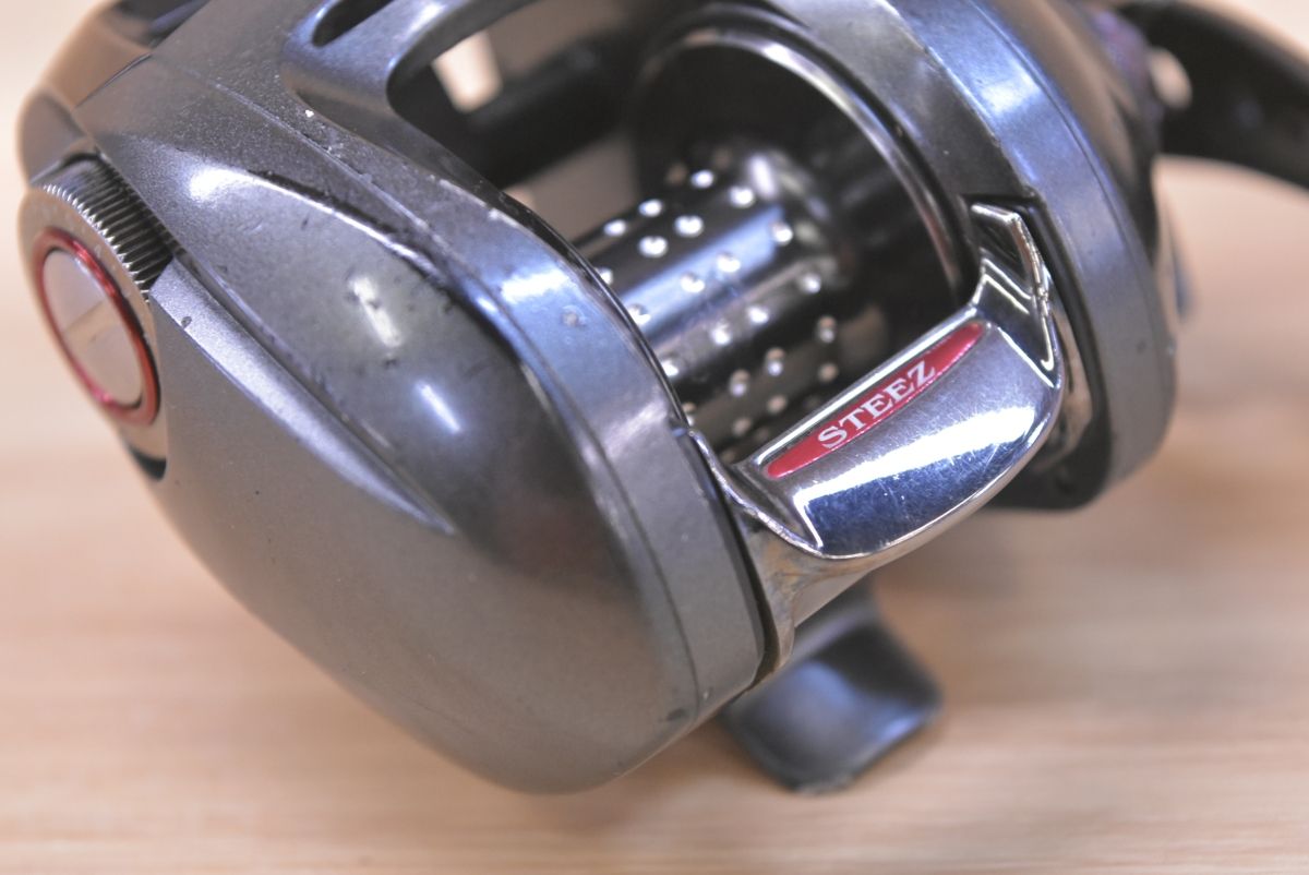 ダイワ スティーズ 100SH ベイトリール 右 DAIWA STEEZ バスフィッシング バス釣り ブラックバス 等