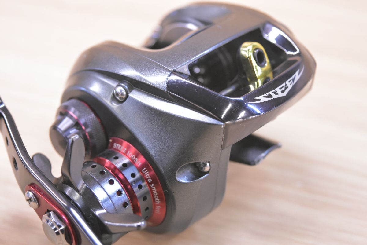 ダイワ スティーズ 100SH ベイトリール 右 DAIWA STEEZ バスフィッシング バス釣り ブラックバス 等