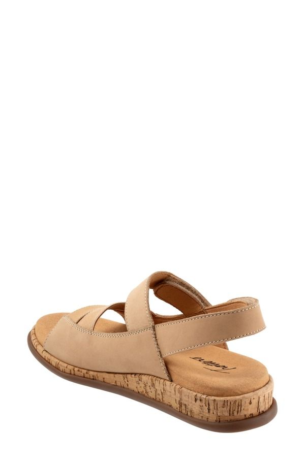 トロッターズ レディース シューズ サンダル ミニ Trotters Gemini Slingback Wedge Sandal Multiple Widths Available Beige Nubuck ベージュ