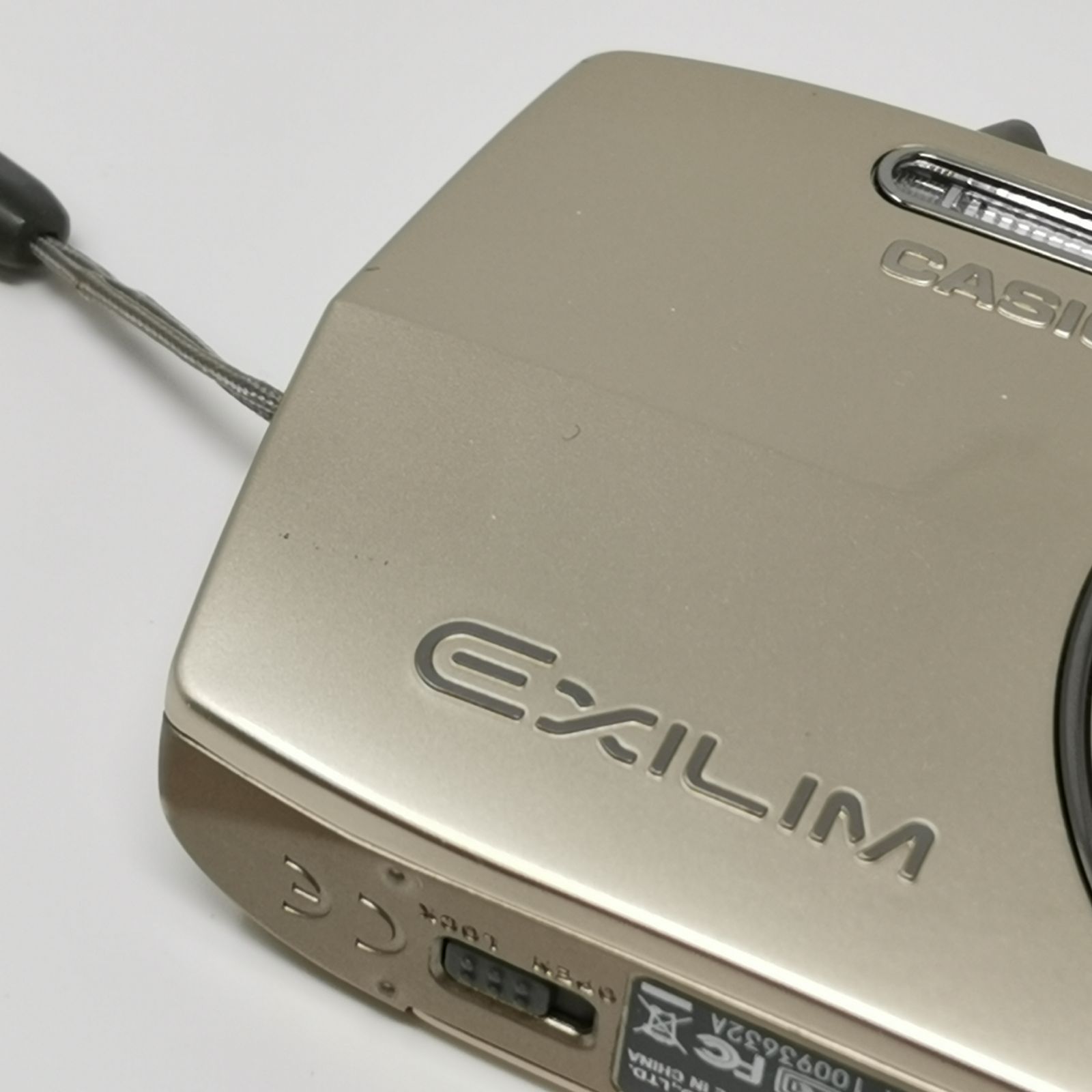 CASIO カシオ EXILIM EX-Z2300 コンパクトデジタルカメラ シャンパンゴールド 説明書 充電器付 動作確認済 中古品 管理番号 ARCANKO2554 CASIO カシオ EXILIM EX-Z2300 コンパクトデジタルカメラ シャンパンゴールド 説明書 充電器付 動作確認済 中古品 管理番号 ARCANKO2554