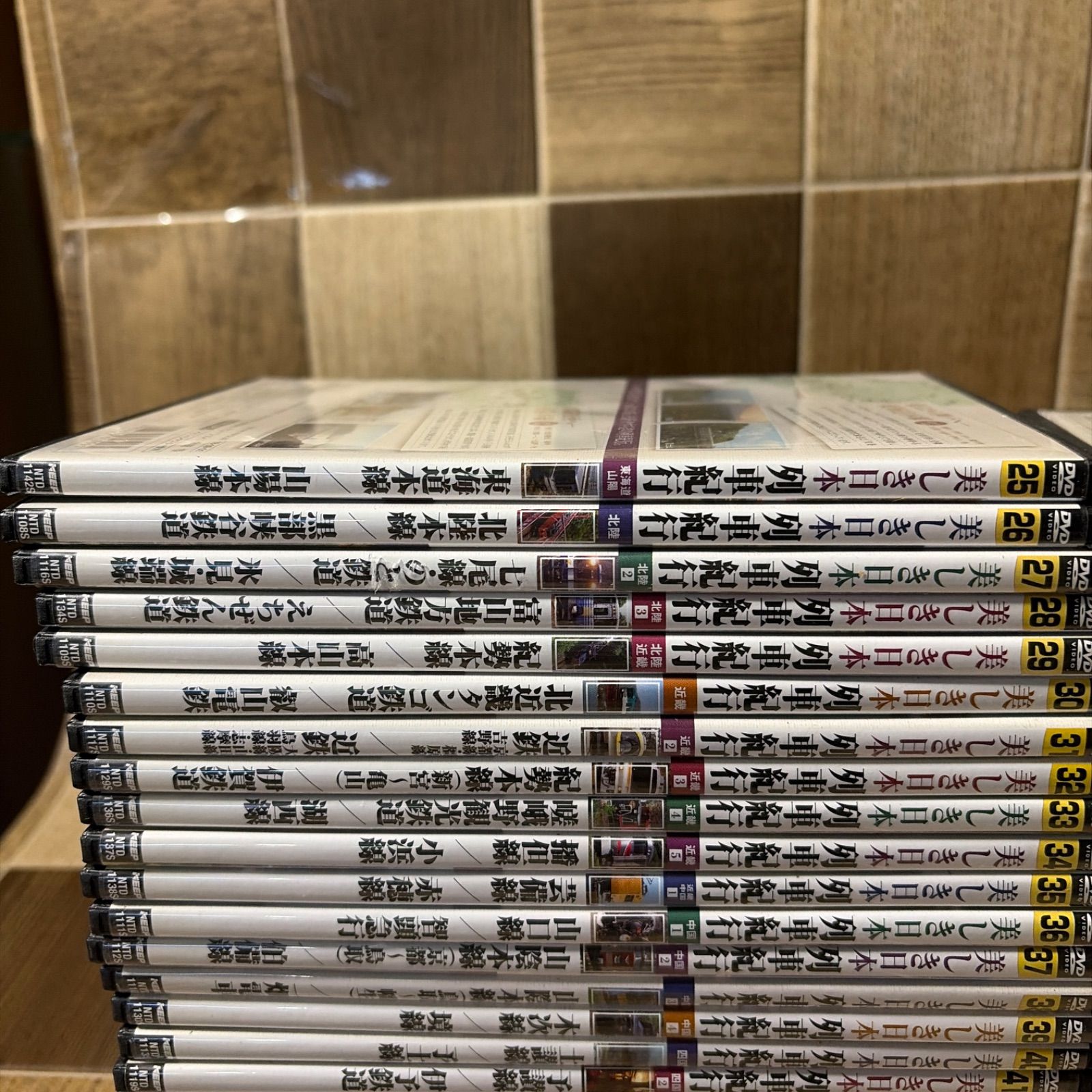 鉄道紀行 1〜30巻 セット DVD 美しき日本 列車紀行 1-50巻セット 中古品 - メルカリ