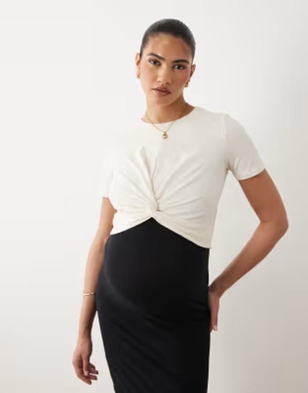 ママライシアス レディース トップス Tシャツ マタニティ Mamalicious Mamalicious Maternity above the bump knot detail Tshirt in cream Birch クリーム