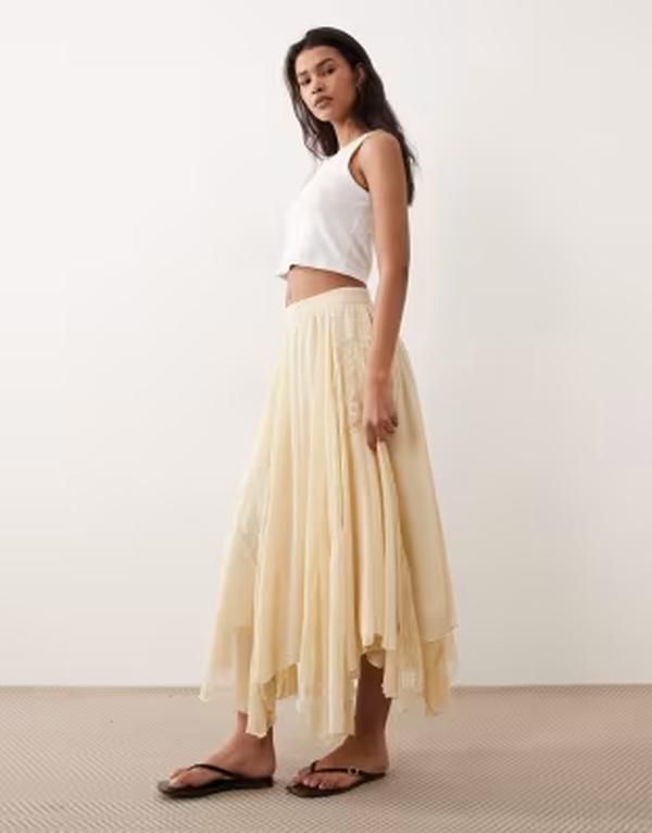 ミスセルフフリッジ レディース ボトムスカート シフォン レース マキシ Misselfridge chiffon and lace mix handkerchief hemaxi skirt in buttermilk