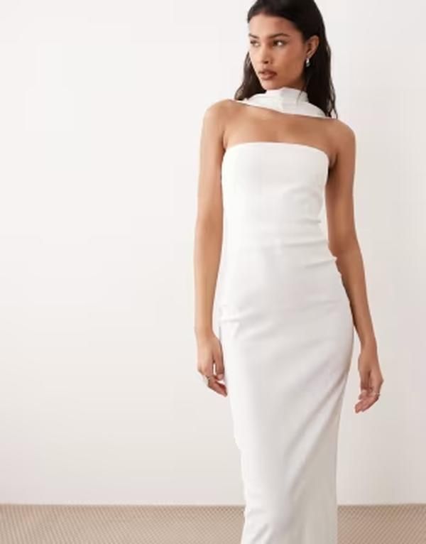 ベスパー レディース トップス ワンピーストラップレス マキシ Vesper bengaline strapless maxi dress with choker and back button detailing WHITE ホワイト