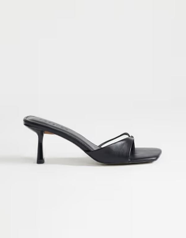 トップショップ レディース シューズ サンダル アシンメトリー ヒール Topshop Sophie asymmetric mid heel mules Black ブラック