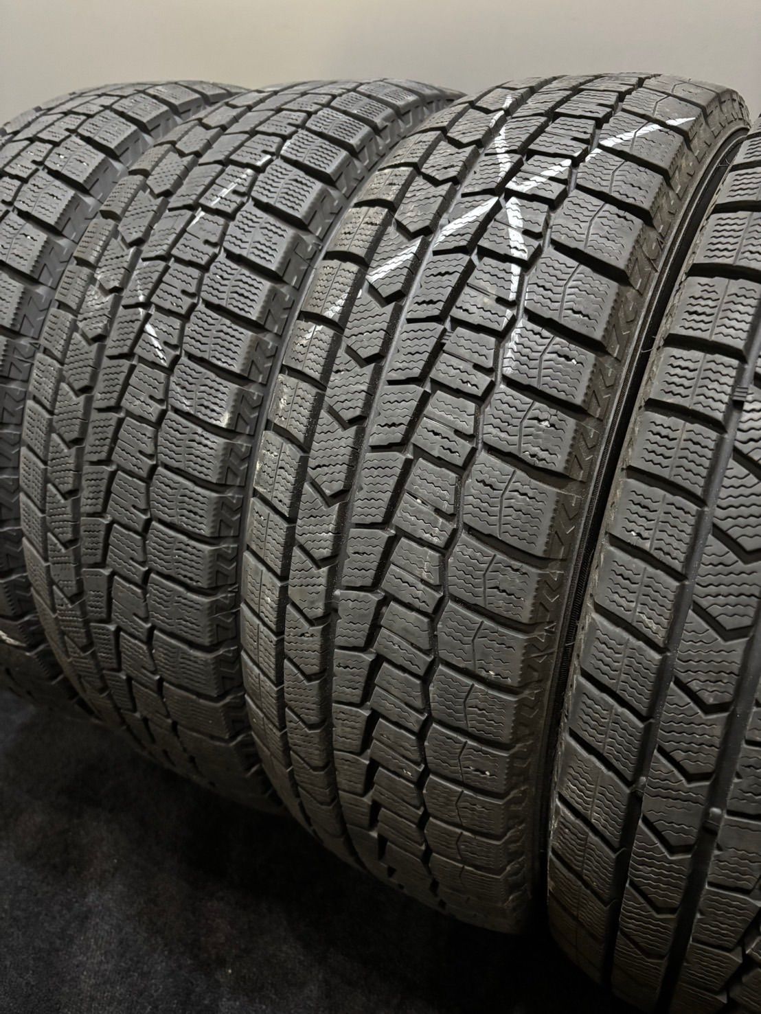 ★185/65R15 DUNLOP/WINTER MAXX WM02 24年製 スタッドレス 4本 ダンロップ ウィンターマックス アクア シエンタ フリード (4-M258)