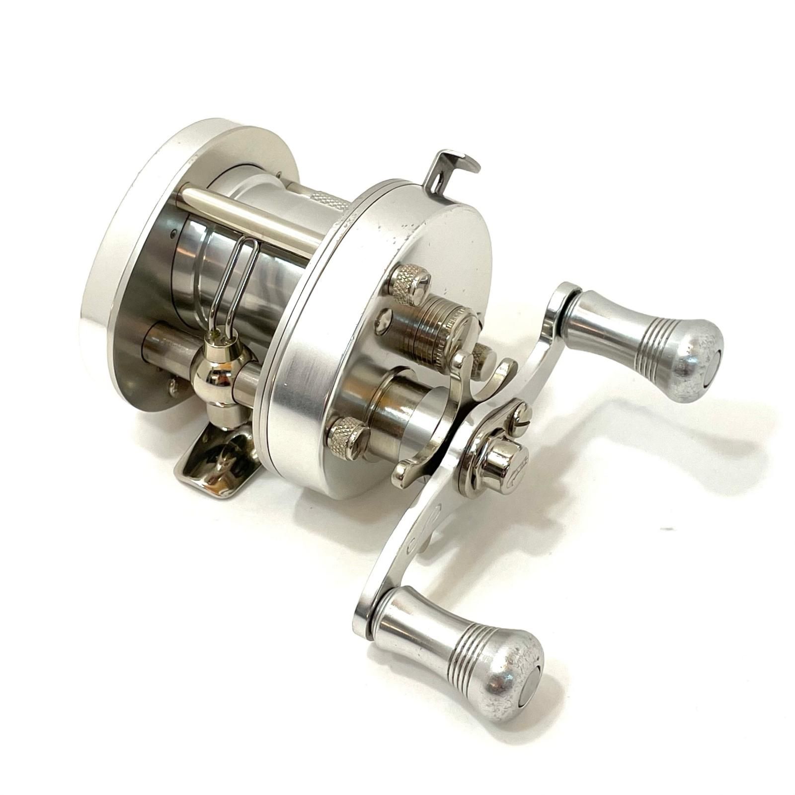 【尾張小牧店】 中古 五十鈴工業 リール BC431SSS SILVER 【ベイトリール/左ハンドル】 【85】