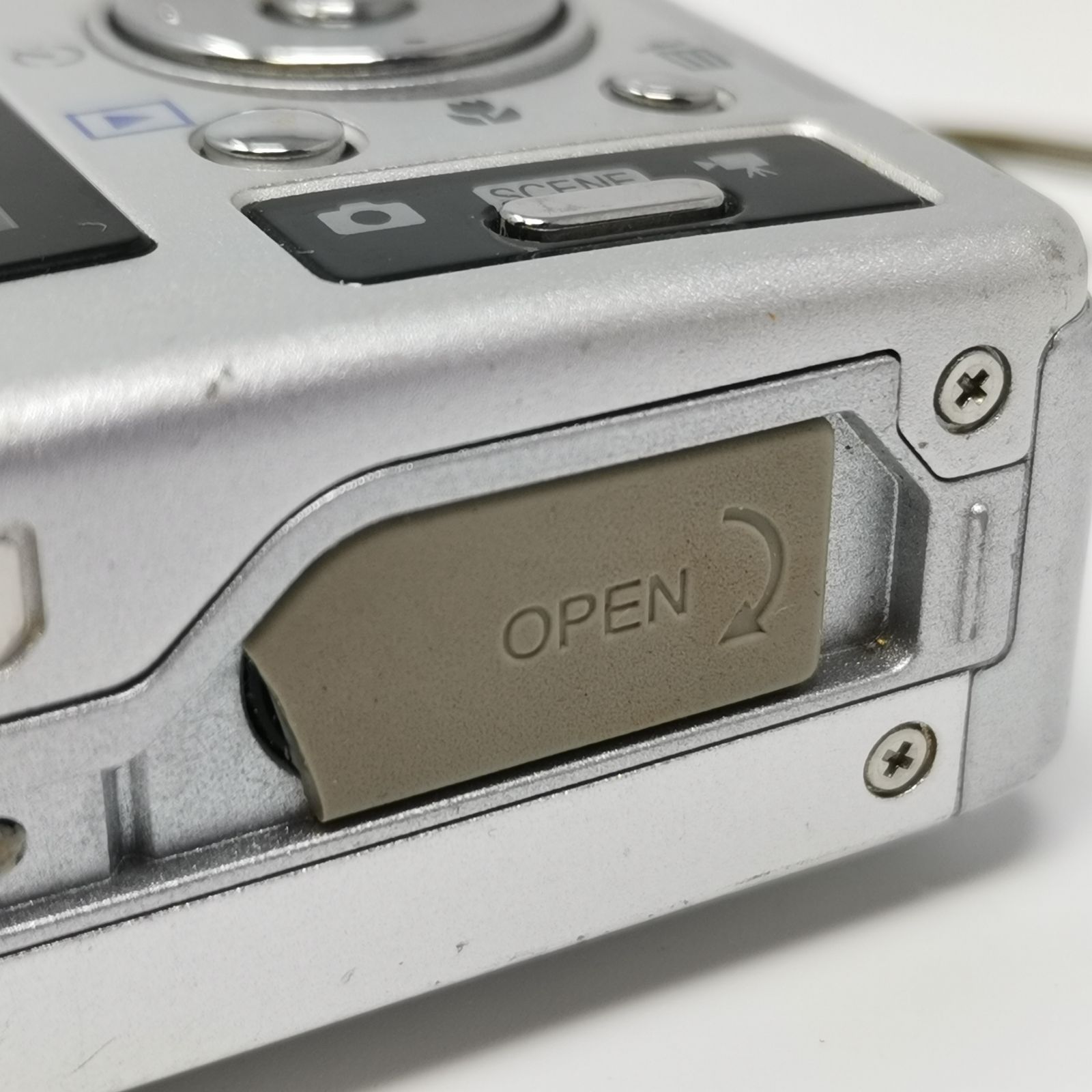 Nikon COOLPIX S2 コンパクトデジタルカメラ バッテリーあり 充電器 