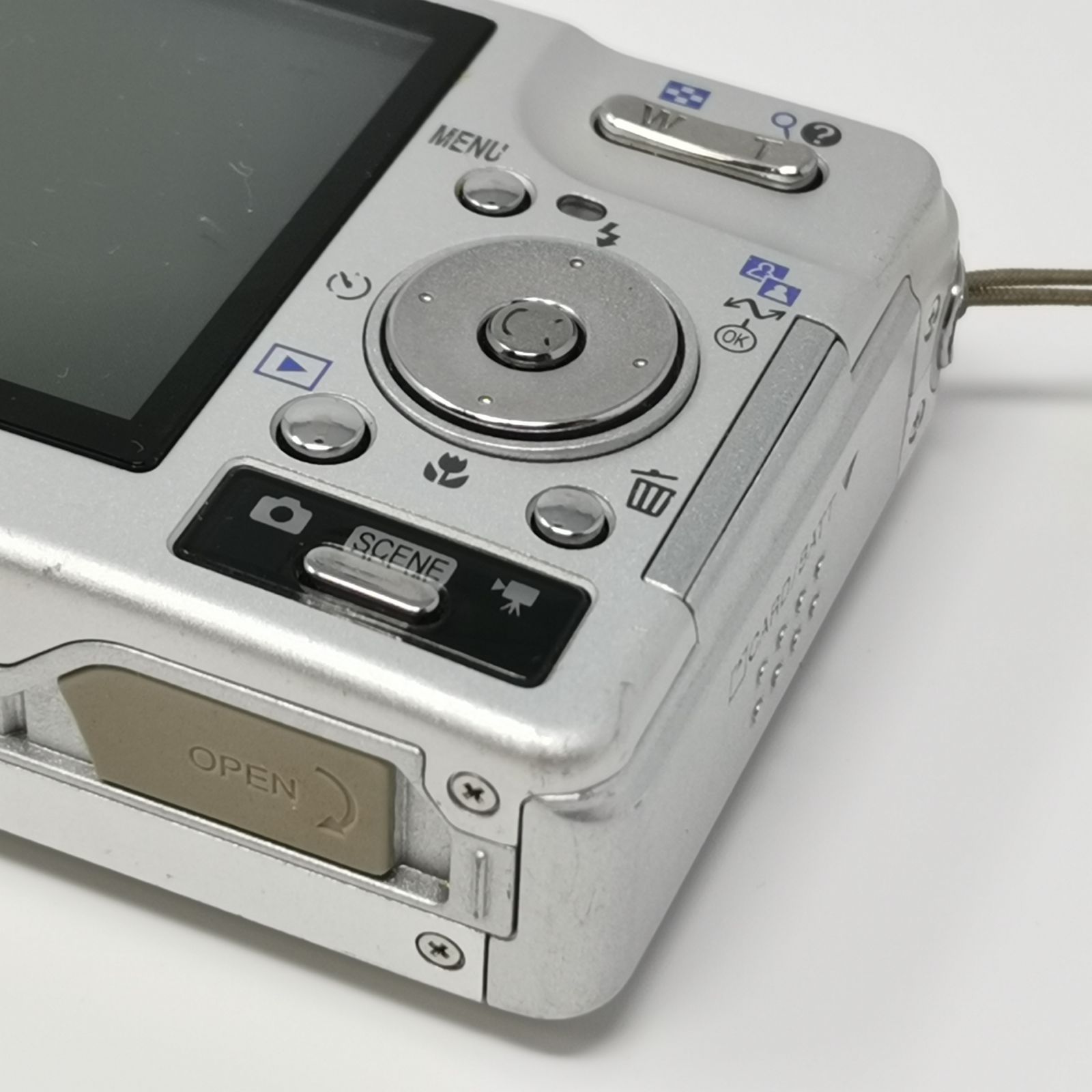 Nikon COOLPIX S2 コンパクトデジタルカメラ バッテリーあり 充電器 