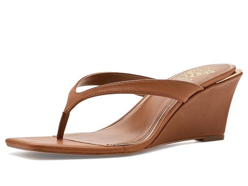 ヴィンスカムート レディース シューズ ヒール サンダル Vince Camuto Cianna Thong Wedge Sandals Golden Walnut