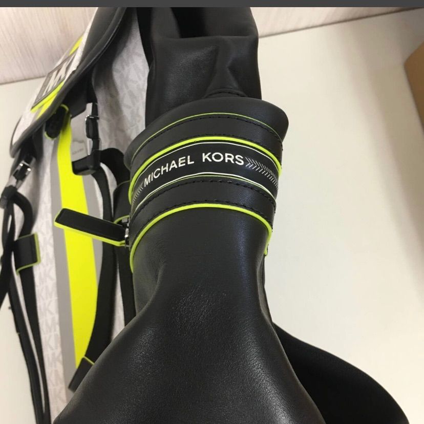 MICHAEL KORS マイケルコース レザーバックパック リュックサック