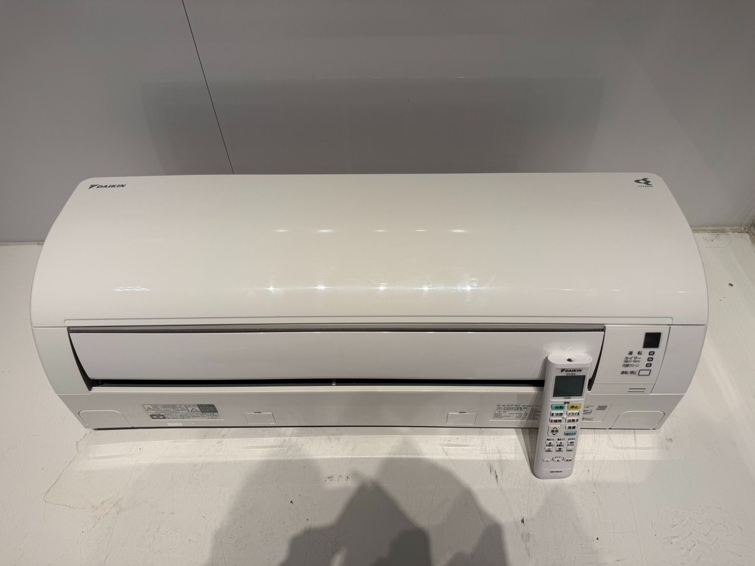 302　DAIKIN　2022年製エアコン　10～12畳用　分解洗浄済み・整備済み