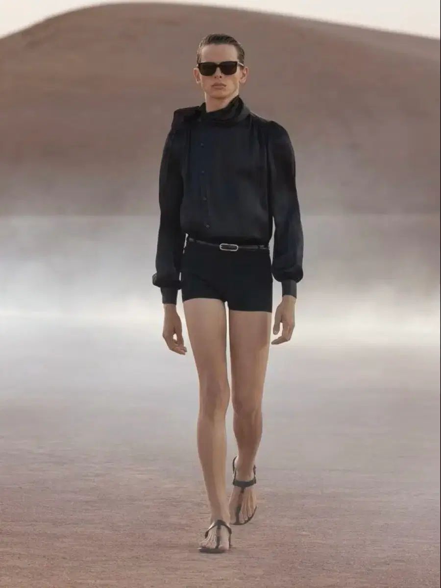 Saint Laurent サンローラン スカーフ シルク シャツ ブラック 40サイズ