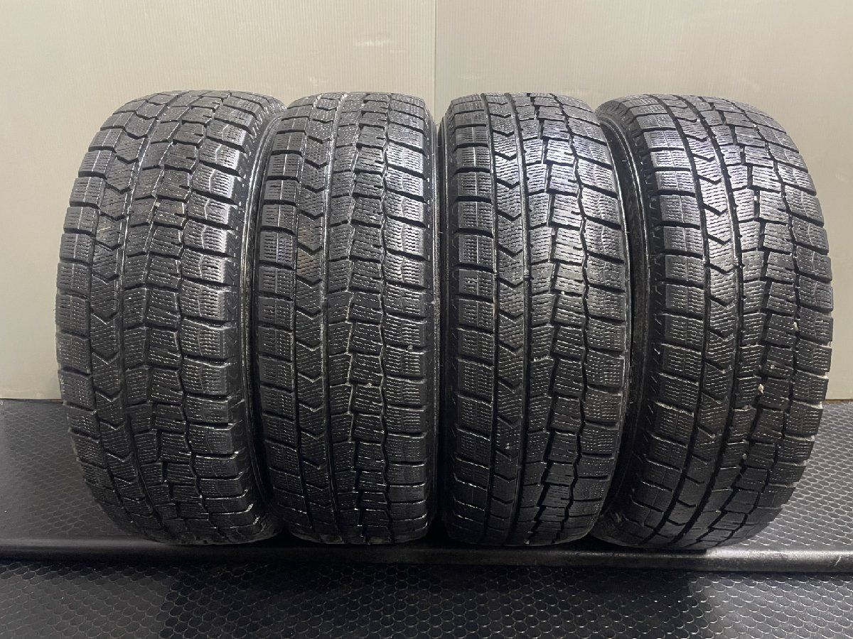 DUNLOP WINTER MAXX WM02 195/65R15 15インチ スタッドレス 4本 21年製 バリ溝 カローラ エスクァイア プリウス ノア セレナ等　(KTH547)