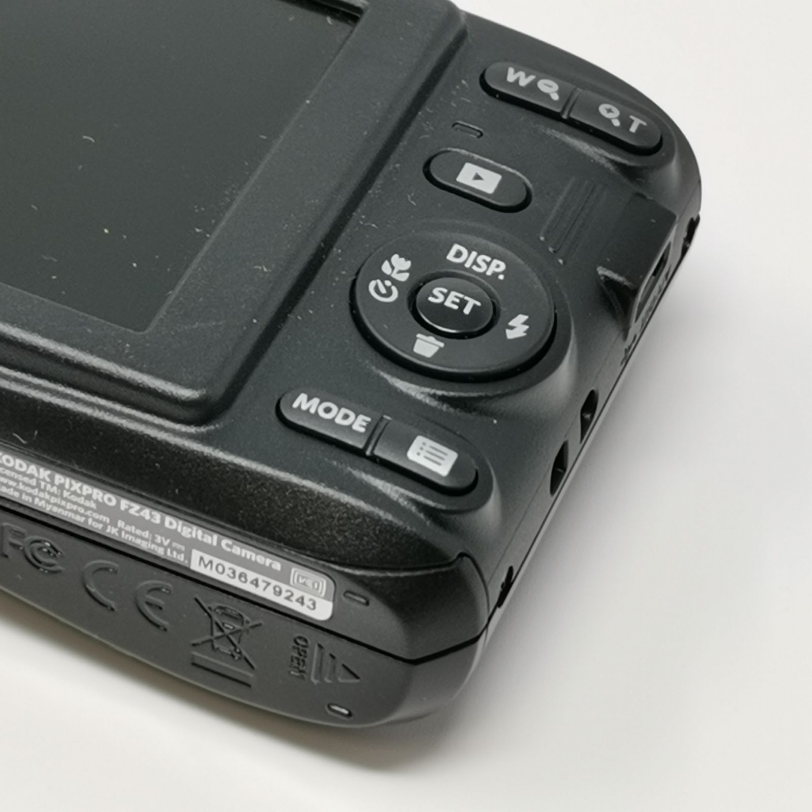 KODAK PIXPRO FZ43 カメラ コンデジ 電池式 動作確認済み SDカードなし