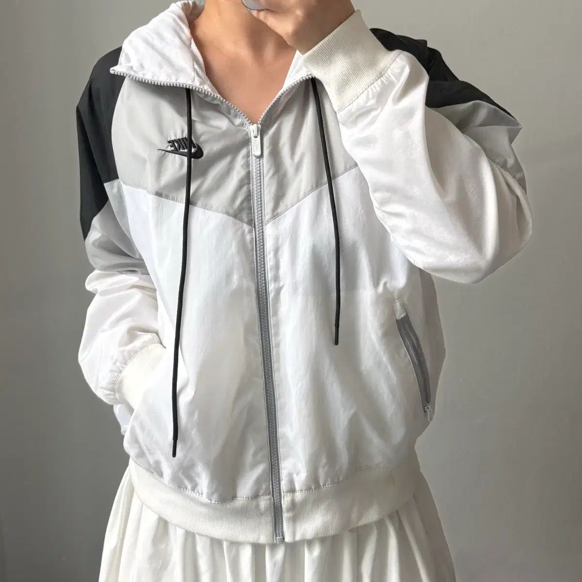 M NIKE バイカラー ウィンドブレーカー