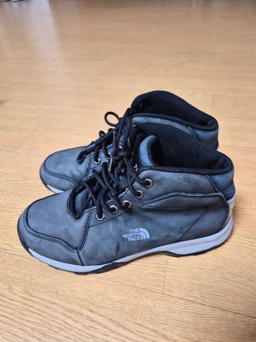 THE NORTH FACE ザノースフェイス 登山靴 250mm