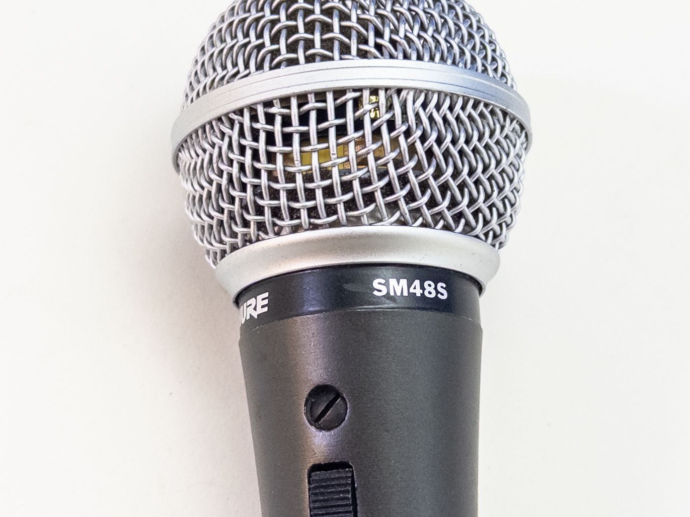 ケーブル付き】SHURE SM48S ダイナミックマイク スイッチ付 ボーカル用