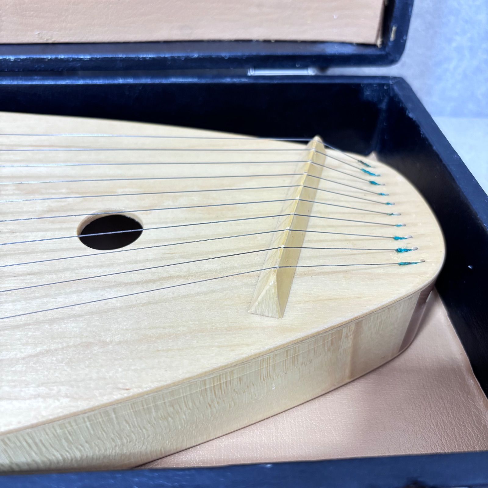 □ ハープ ライアー 10弦 W.LOTHAR GARTNER Flugel Kantele Model 1955