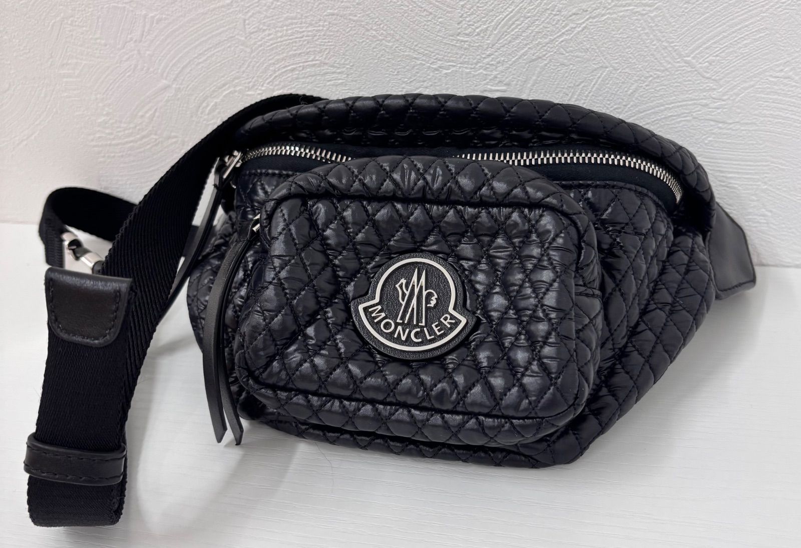 MONCLER モンクレール キルティング ウエストポーチ ショルダーバッグ レディース ナイロン ブラック 美品